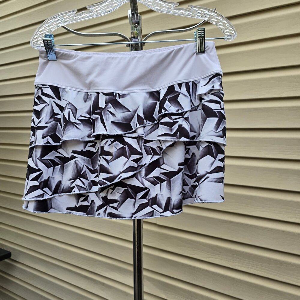 Flirty Fila Foundation Tiers Foil Print Skort